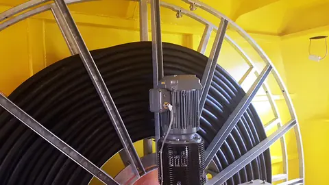 Rangierfahrzeug mit Kabeltrommel-Antrieb