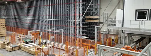Holzwerkstoffplatten im automatisierten Lager