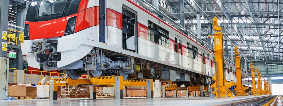 Schienenfahrzeuge im Depot eines Verkehrsbetriebs